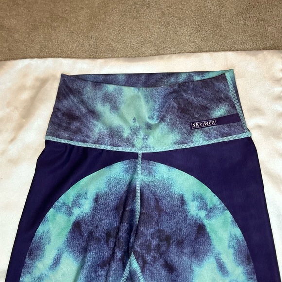 Workout Leggings - Picture 4 of 6